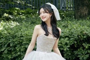 赵露思泰国爆红：中国女星海外人气断层第一