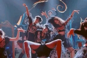张艺凡《创造营2020》黑化舞台惊艳，仙女妆技巧解析