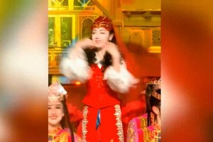 迪丽热巴舞蹈名场面盘点：民族与现代舞惊艳瞬间