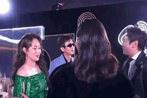 沈腾马丽微博之夜默契互动，甜度爆表引回忆杀