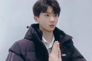 马嘉祺：温柔如风的夏日少年成长之路