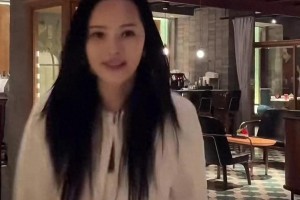 秦昊伊能静全家团聚 展现明星家庭相处之道